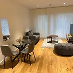 Stunning 1 Bedroom Apartment