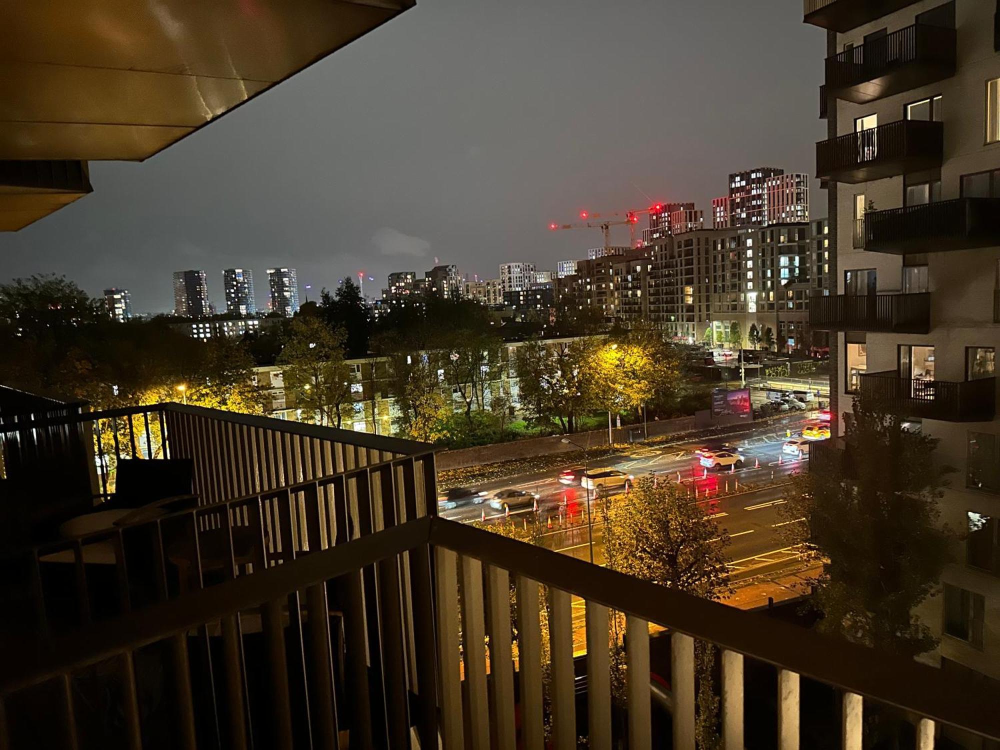 Stunning 1 Bedroom Appartamento *